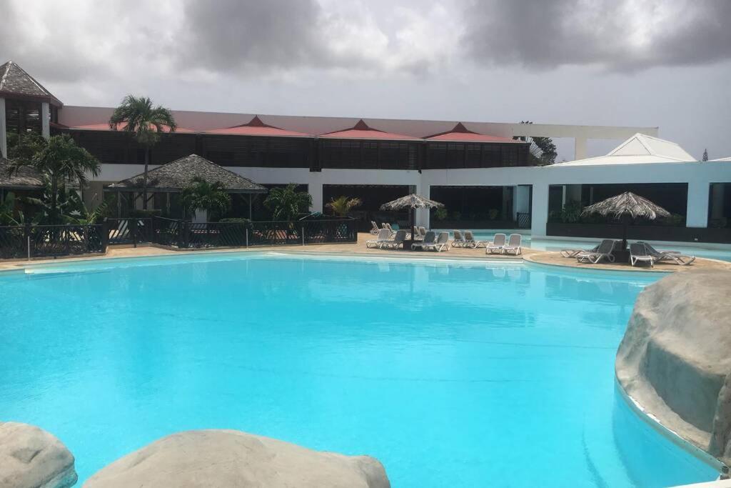 Superbe Studio Superieur Neuf Avec Balcon Saint-Francois (Grande-Terre) Exterior foto